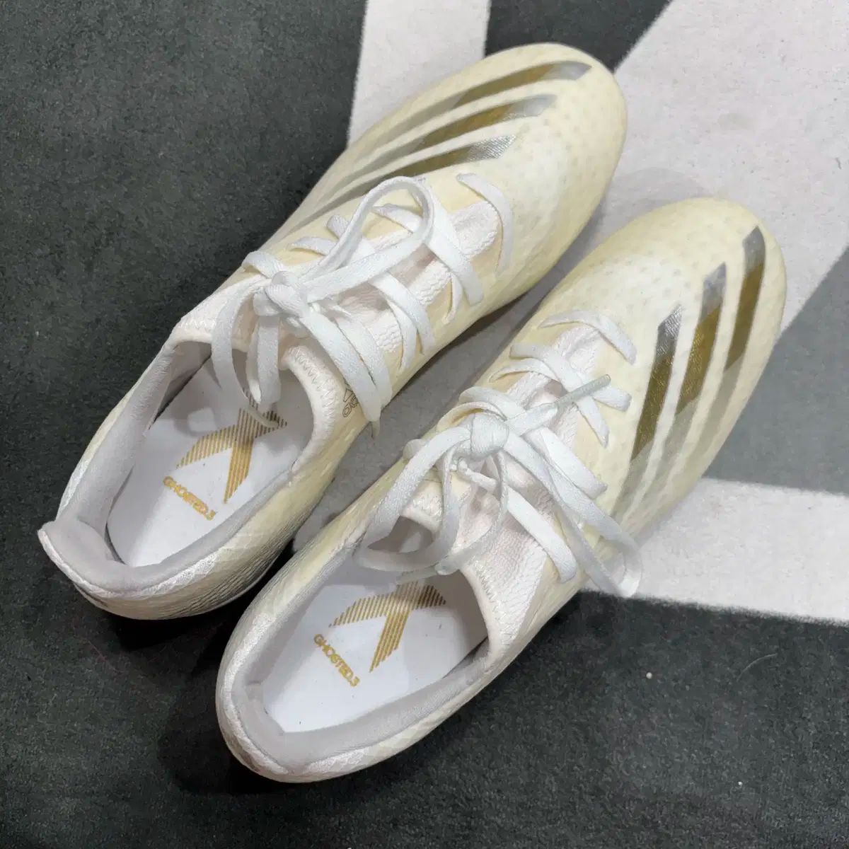 アディダス サッカーシューズ ゴースト 3 250