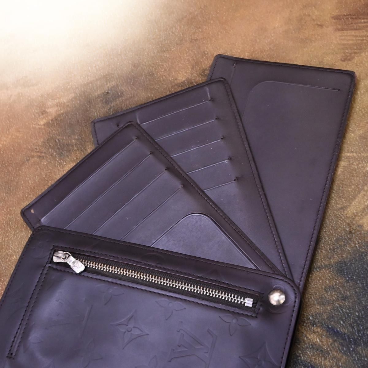 本物 美品 ルイヴィトン 極希少 三層スライド方式 モノグラムレザー  