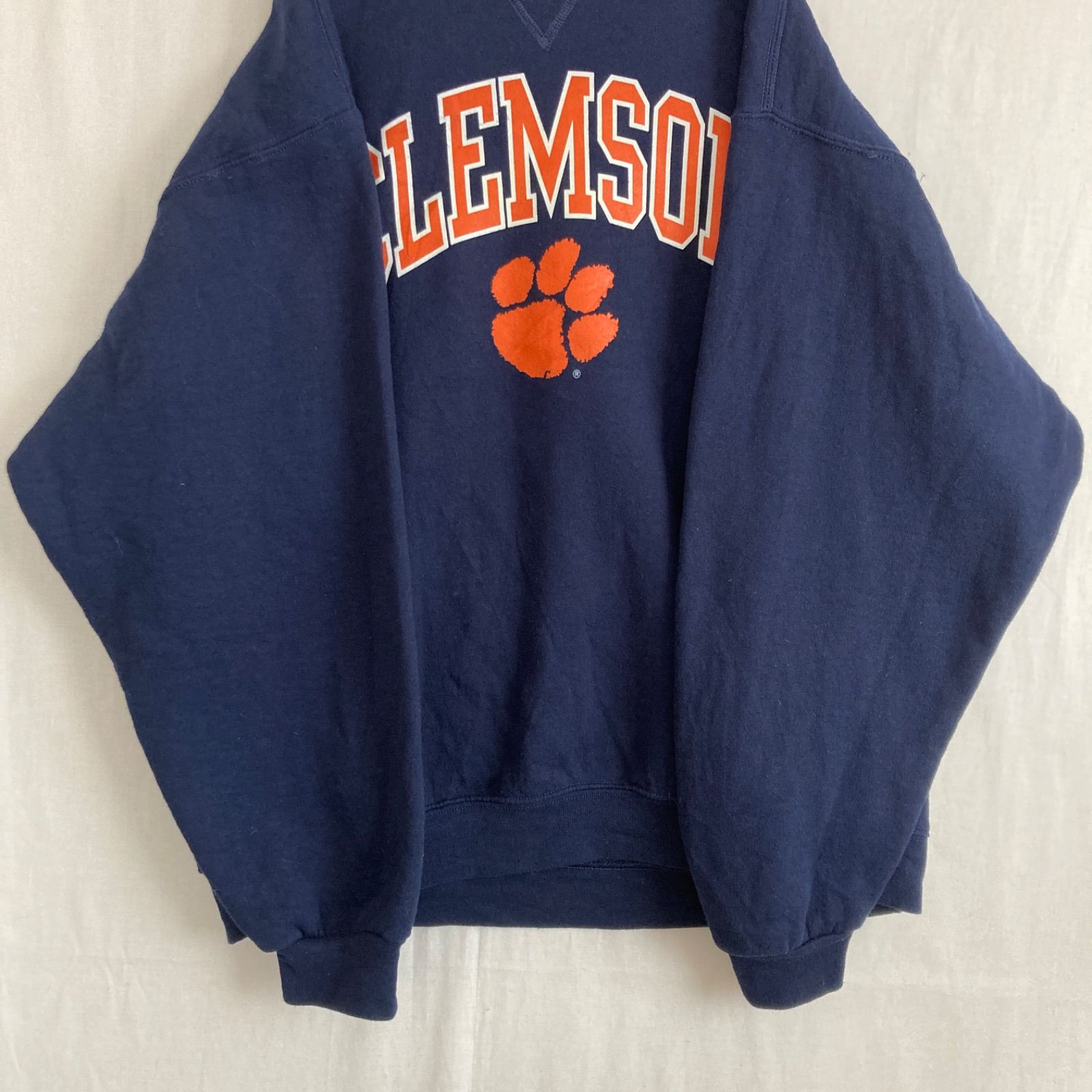 【海外規格XL】古着　RUSSELL ATHLETIC　スウェットシャツ　Clemson University　カレッジ系　前Vガゼット