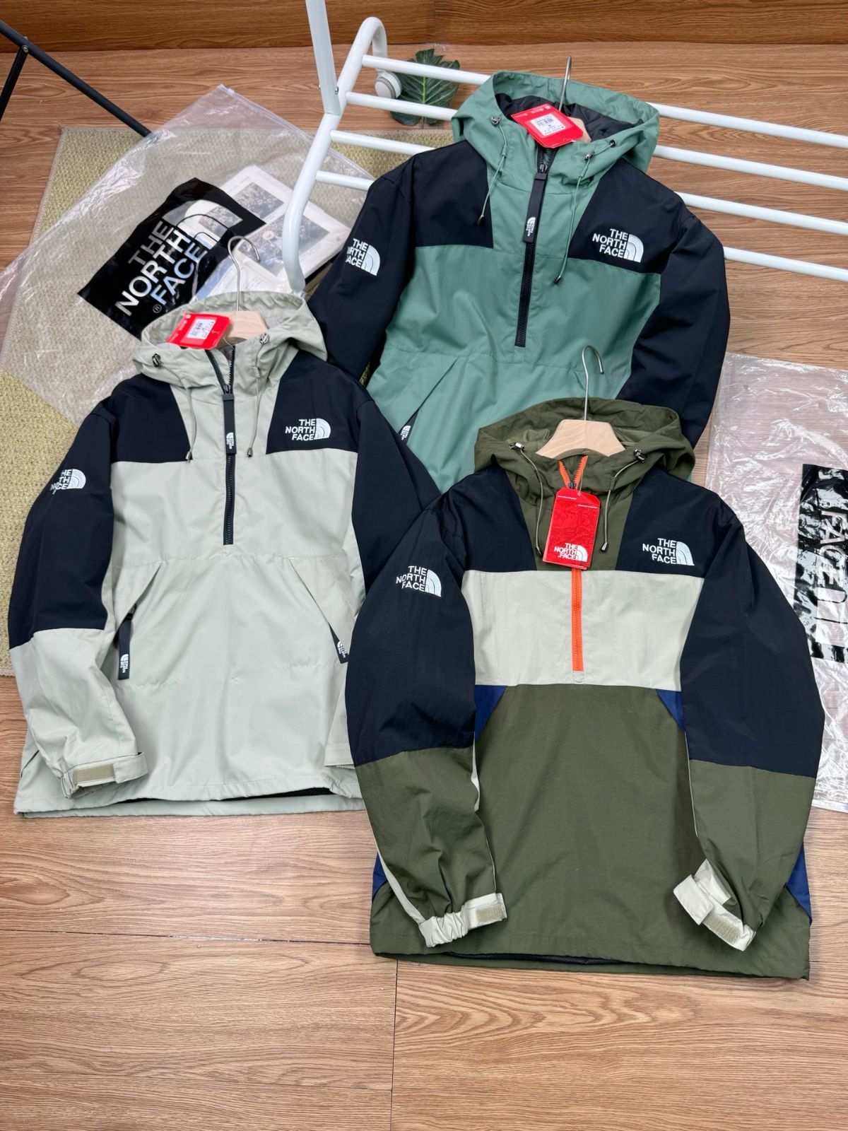 The North Face 早春 防風ジャケット マウンテンパーカー メンズ ワークスタイル多ポケットジャケット