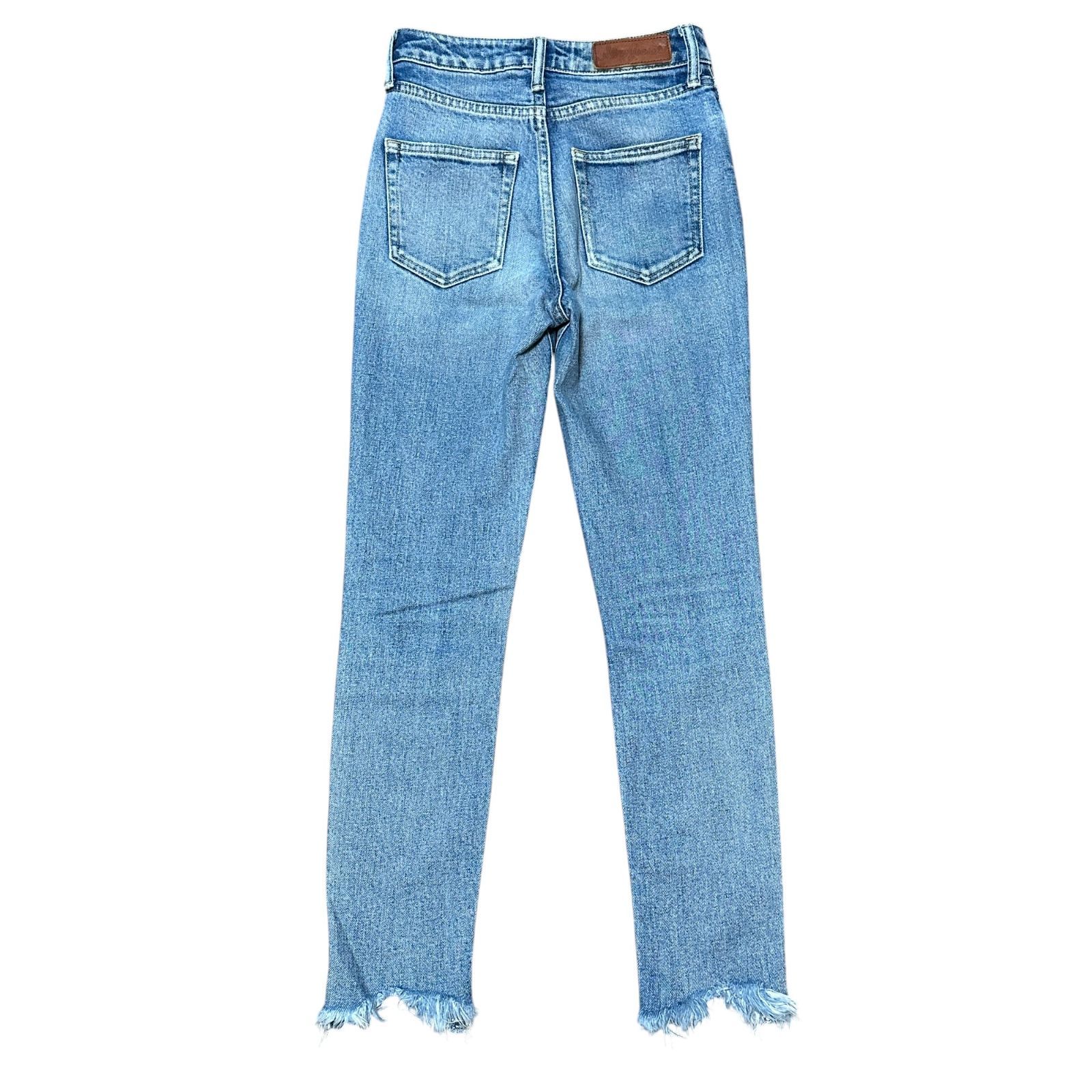 SLY JEANS ハイウェスト　ライトブルー SLY スライ ハイウエスト スリム テーパードデニム フリンジ
