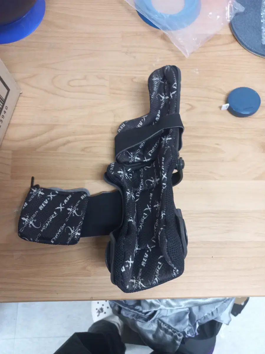 ボーリングサポーター レブエクス COBRA コブラ 型 サイズS 右手用