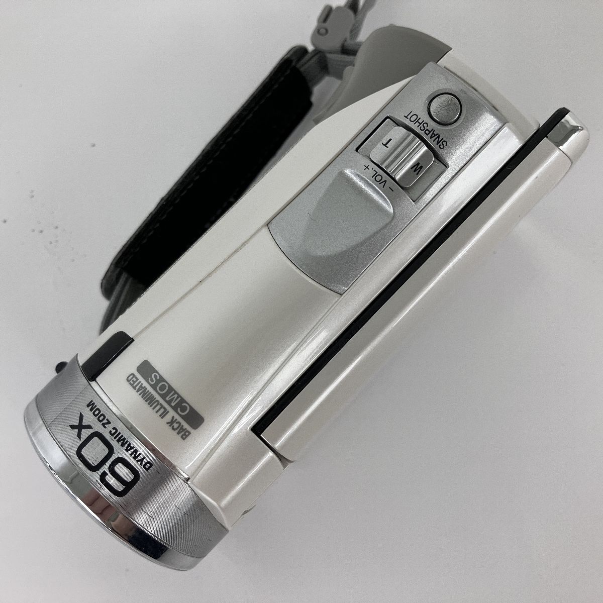 JVC ケンウッド GZ-E770-W Everio ビデオカメラ 2017年製 中古