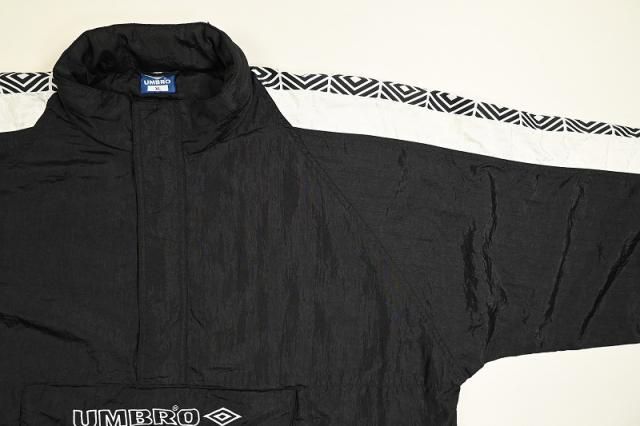 UMBRO ナイロンジャケット