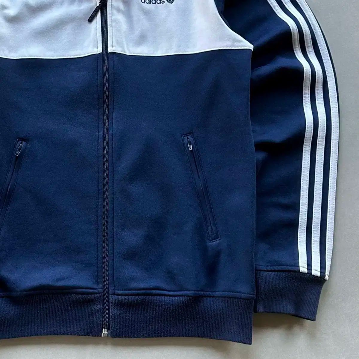 L adidas(アディダス) ベッケンバウアー ネイビー 白 トラック L adidas(アディダス) ベッケンバウアー ネイビー 白 トラック