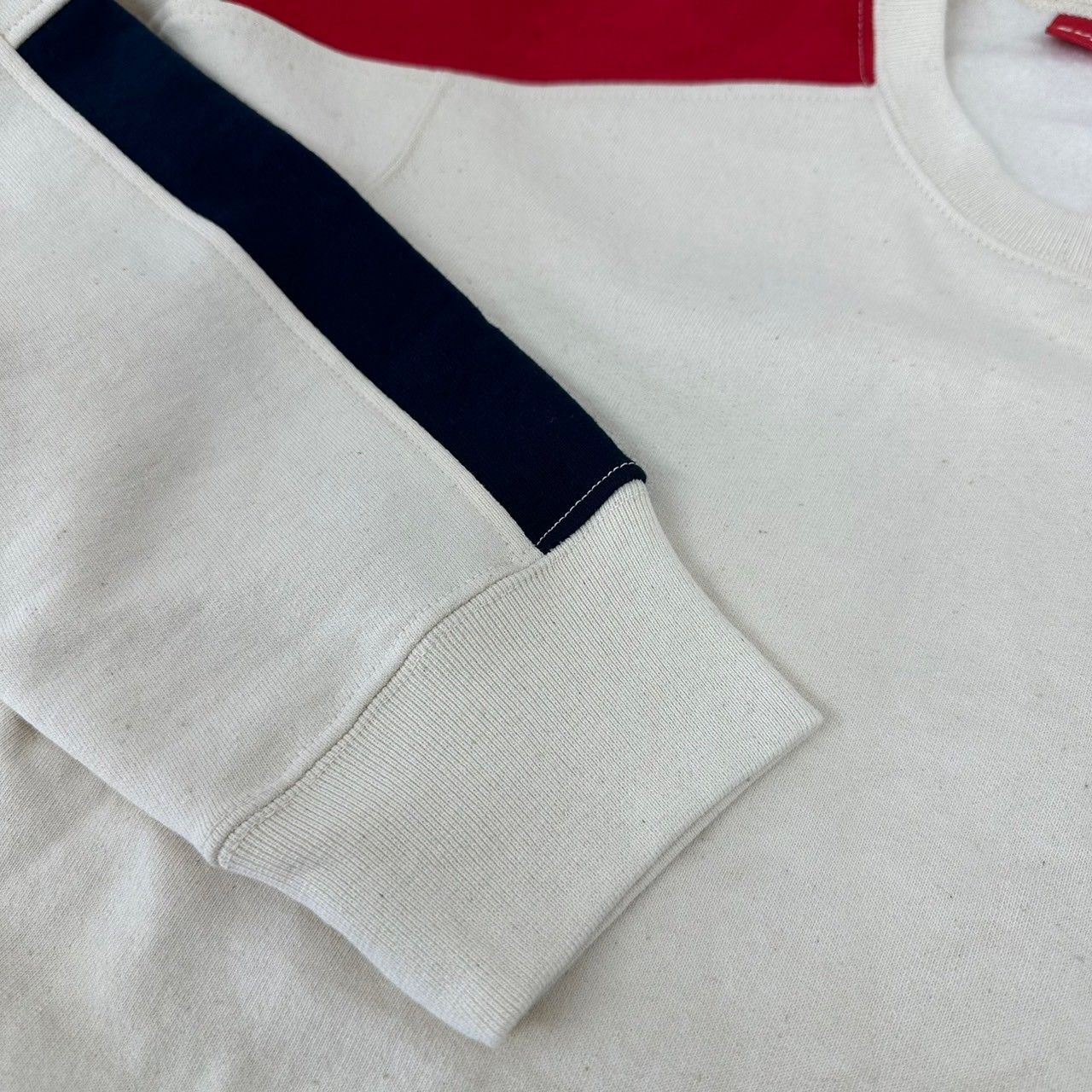 ♪ Supreme シュプリーム Formula Crewneck フォーミュラ クルーネック 