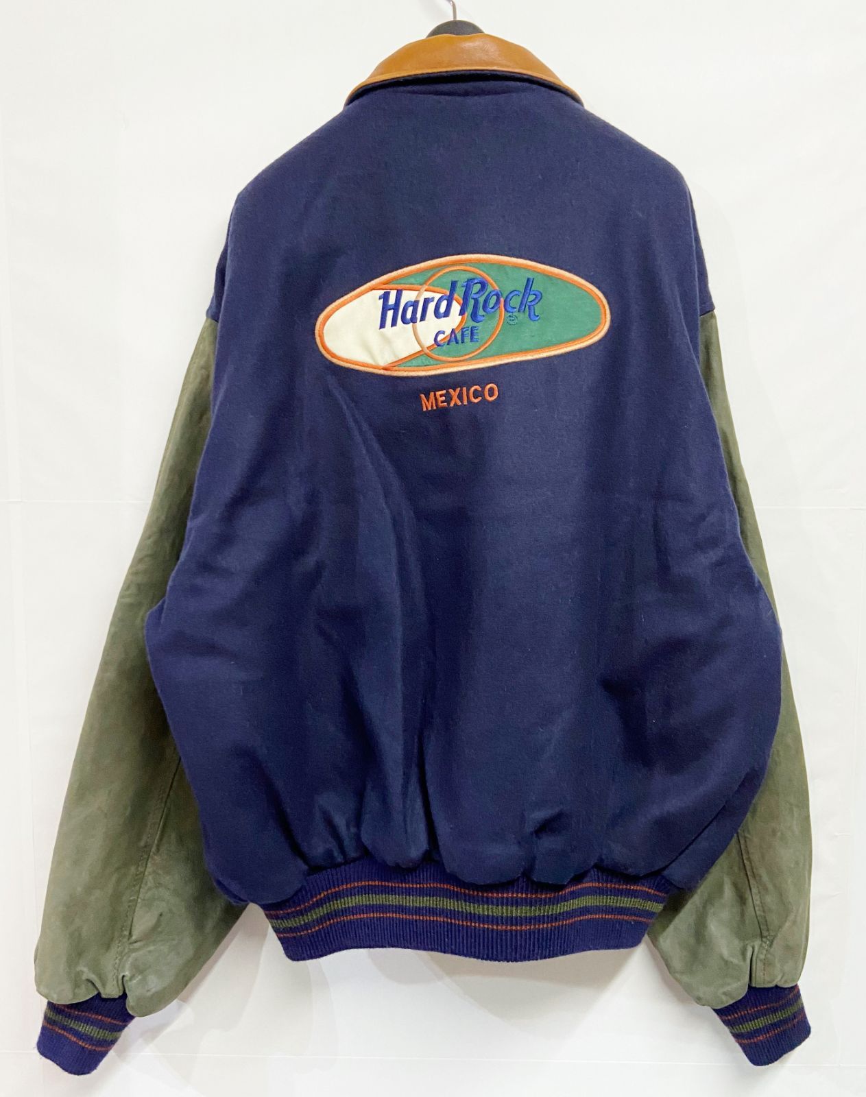 90's vintage ハードロックカフェ レザー切替 スタジャン 刺繍ロゴ