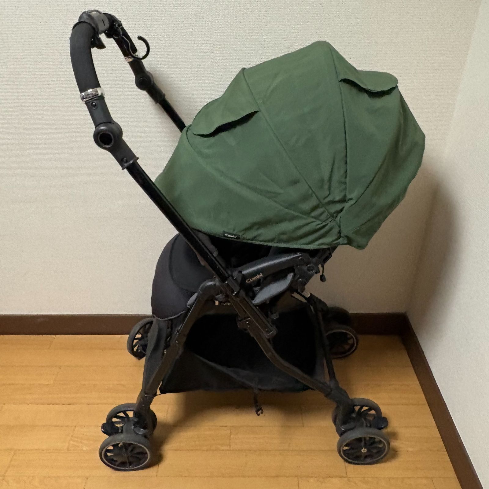 コンビ スゴカルα4キャス compact エッグショック エヴァー