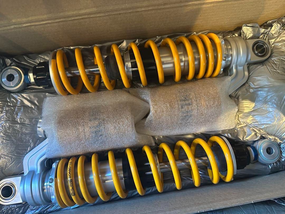 よ*ー様 OHLINS ゼファー400/750 リアショック よ*ー様 OHLINS ゼファー400/750 リアショック - メルカリ