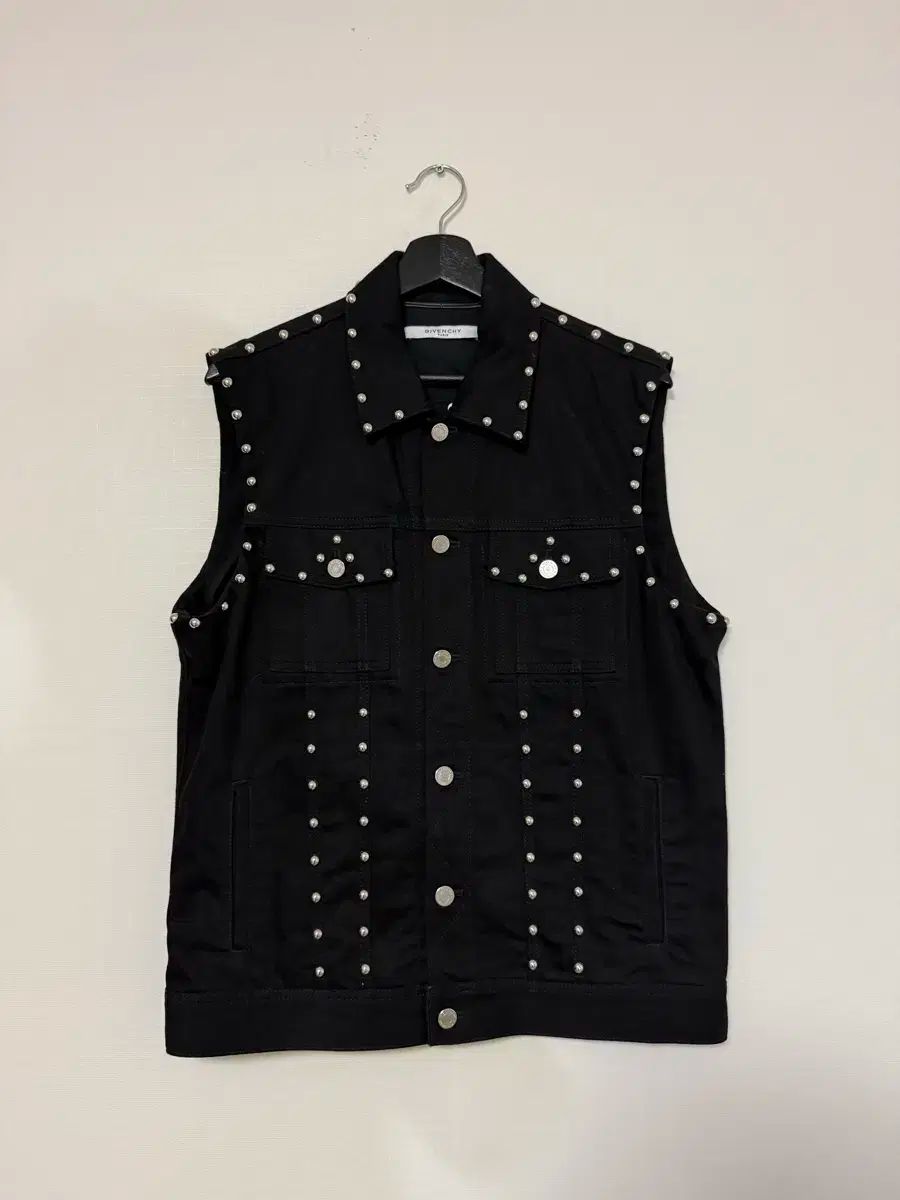 L Givenchy ジバンシィ スタッズ ディテール デニム ベスト