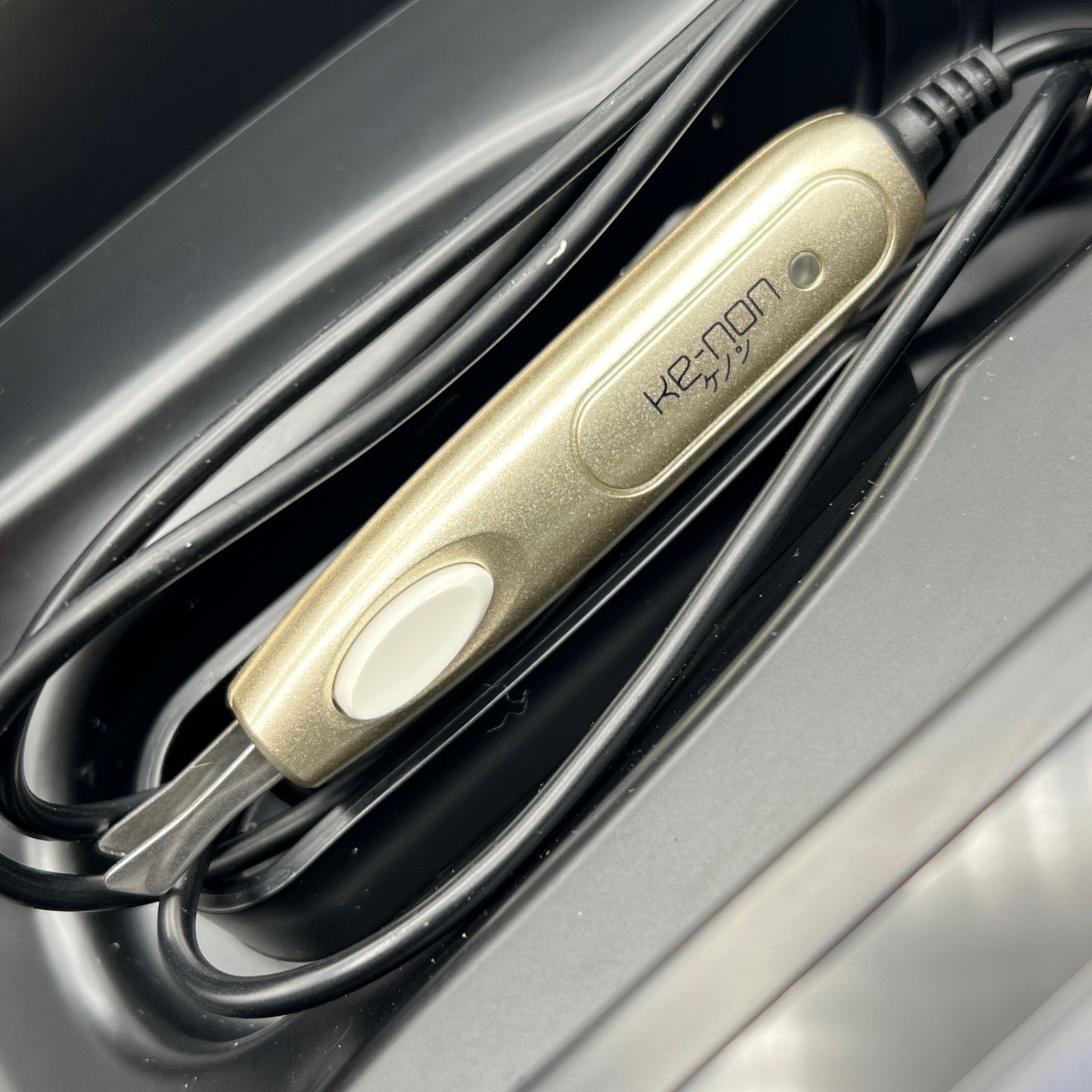 ほぼ未使用 ケノン ver 6 カートリッジ3個　まゆ毛脱毛器付き ほぼ未使用⭐️眉毛脱毛器付き》 ケノン ver 6.2 カートリッジ2