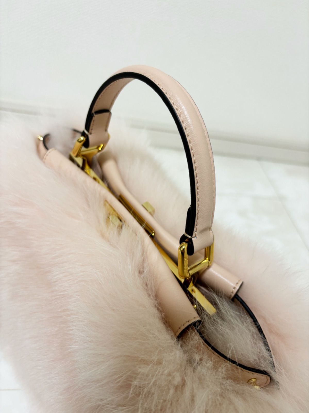 FENDI フェンディ ミニピーカブー ファー フォックス ピンク レザー 
