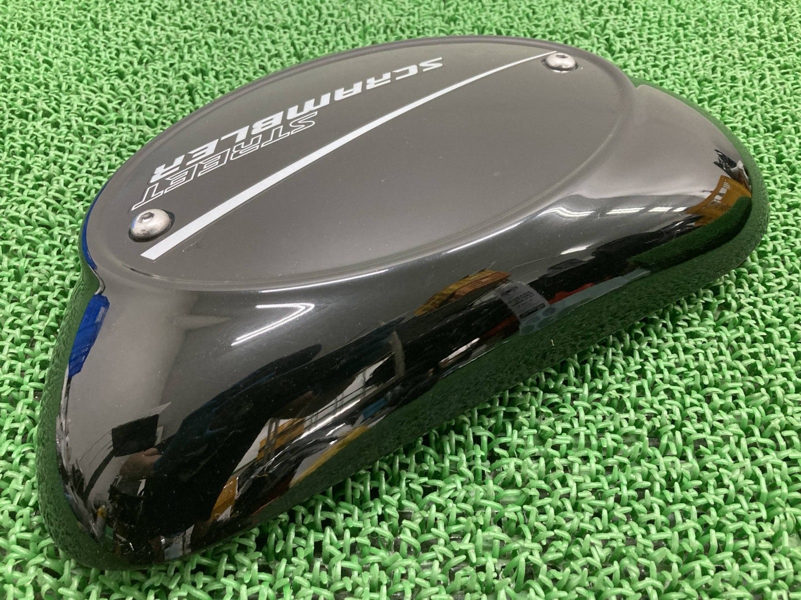 ストリートスクランブラー サイドカバー 左 黒 2306491 トライアンフ TRIUMPH 純正 トライアンフ Street Scrambler 品薄 uG