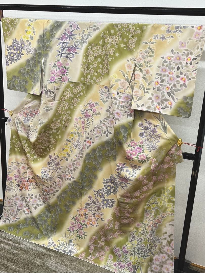 訪問着 総柄 四季草花 葡萄 椿 桜 撫子 正絹 躾糸付き X498 - メルカリ