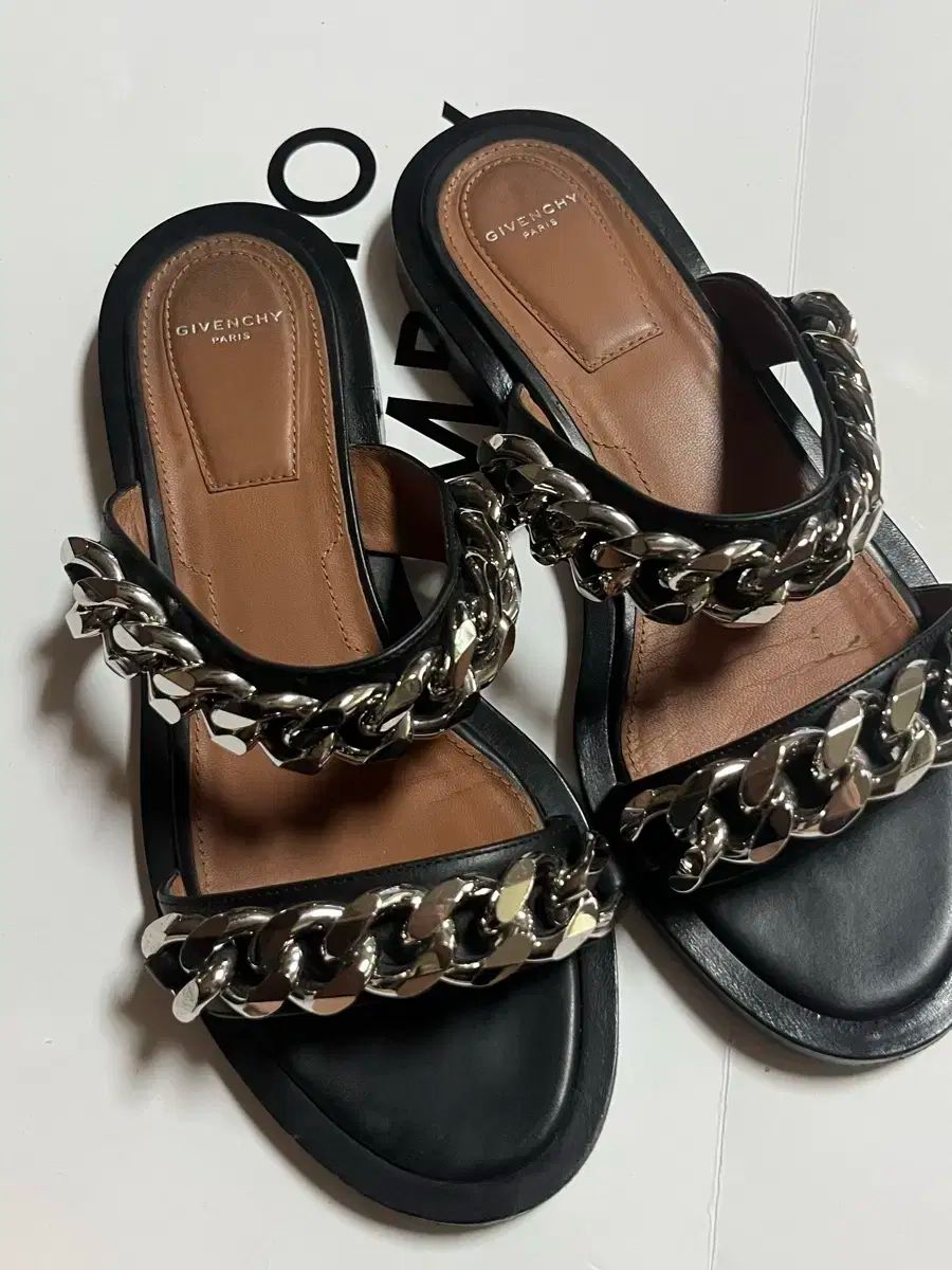 Toga Pulla デコラティブバックル フラットシューズ フラットシューズ