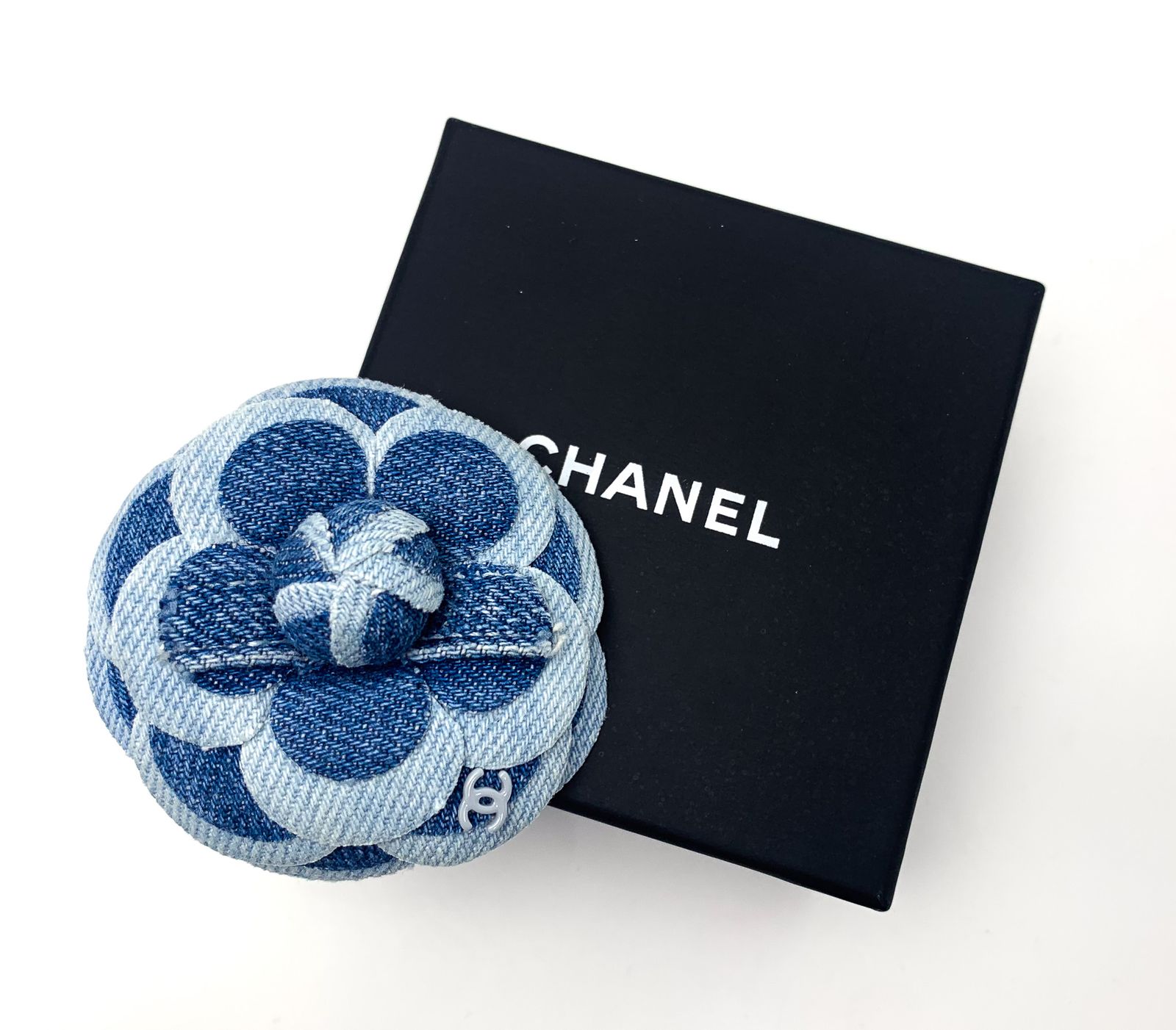 CHANEL シャネル デニム カメリア 花 17P コサージュ ブローチ