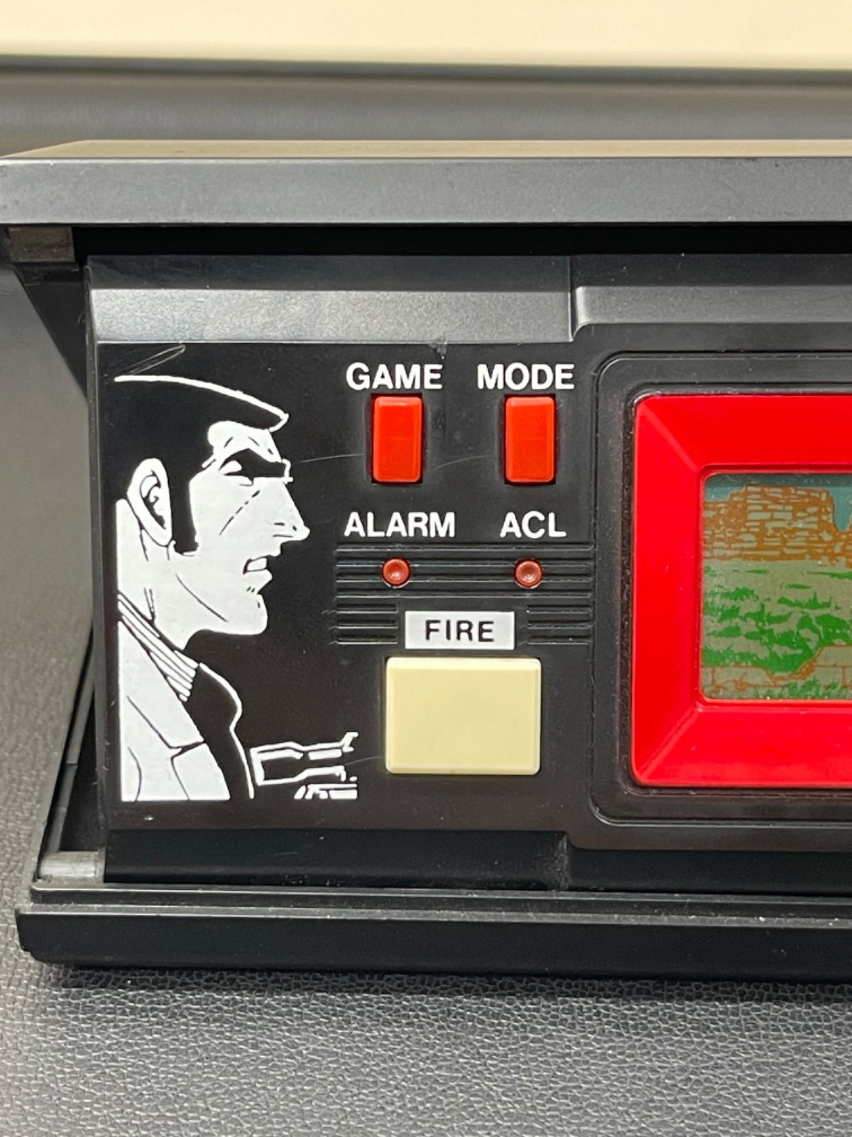 ゴルゴ13 シークレットキラー 約30年前のレトロなゲーム機 第8弾 LSIゲーム ゴルゴ13