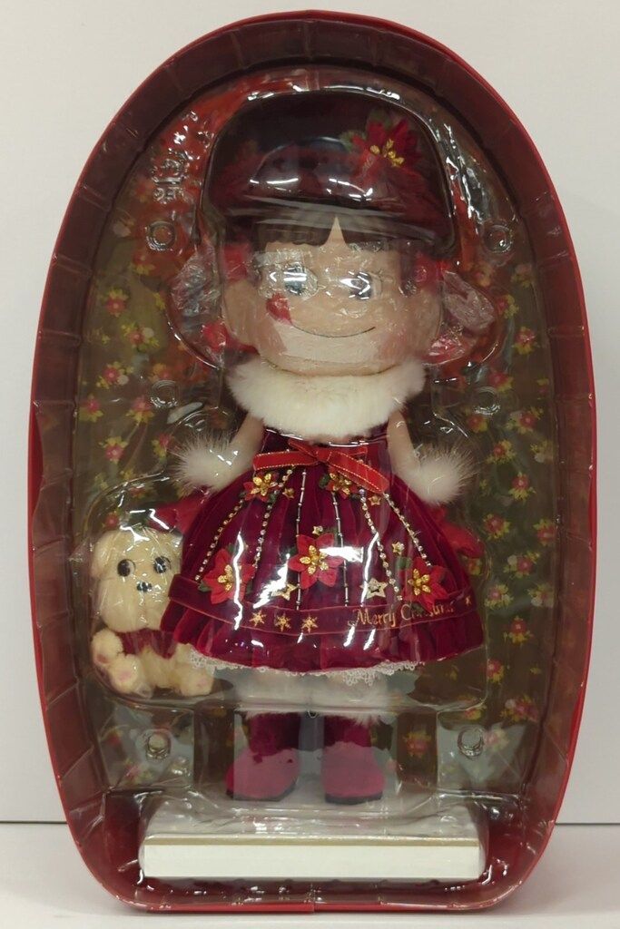 2009年ペコちゃん　クリスマスドール Amazon | 不二家 YEAR'Sペコちゃんドール2009年版 | フィギュア