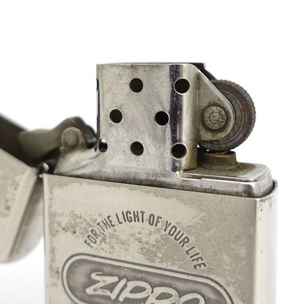 Zippo / ジッポ ◇オイルライター/ロゴ/筆記体/1989年製/シルバー 【喫煙具/煙草/タバコ/シガレット/ガス/オイル】  メンズファッション【中古】 - メルカリ