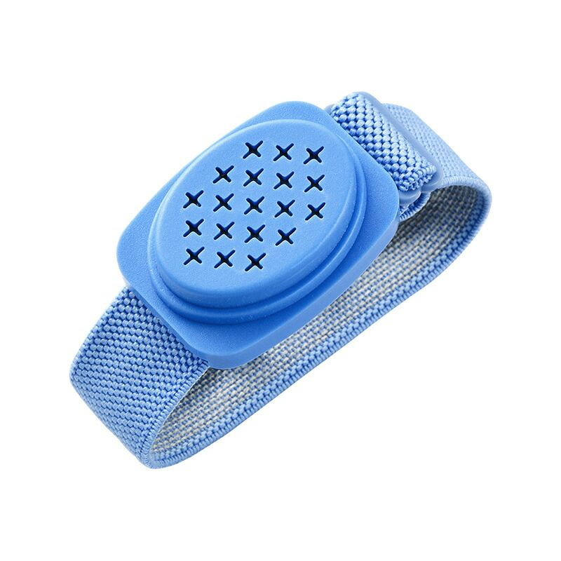 『ローン・レンジャー』小道具 ヘビ油丸薬の瓶 バッチ (ローン) ローン・レンジャー』小道具 ヘビ油丸薬の瓶 商品情報