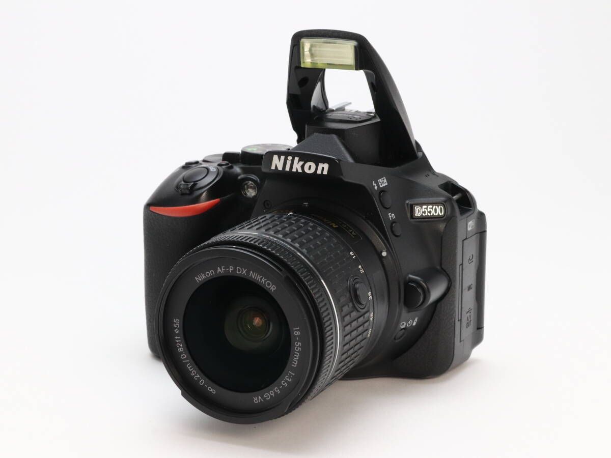 NIKKOR 18-55mm