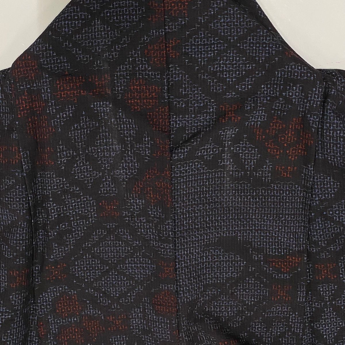 結城紬 身丈168cm 裄丈67.5cm L 袷 おく玉 やまと 証紙 有職文様 亀甲  