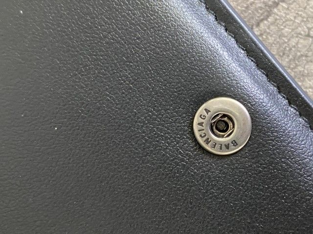 BALENCIAGA ﾊﾞﾚﾝｼｱｶﾞ