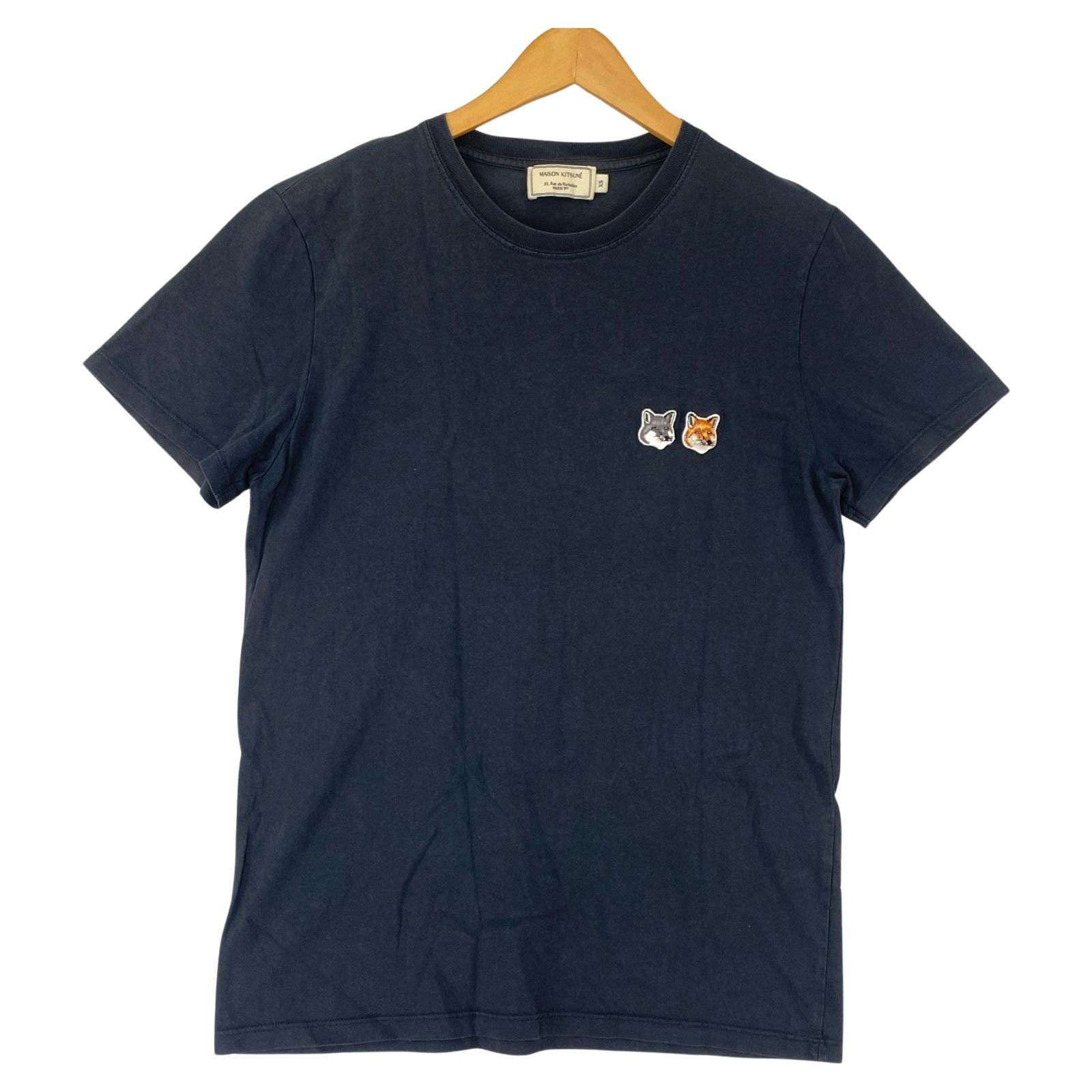 新品未使用タグ付きLサイズMAISON KITSUNEクルーネック 半袖Tシャツ Amazon.co.jp: (メゾンキツネ) MAISON KITSUNE クルーネックT