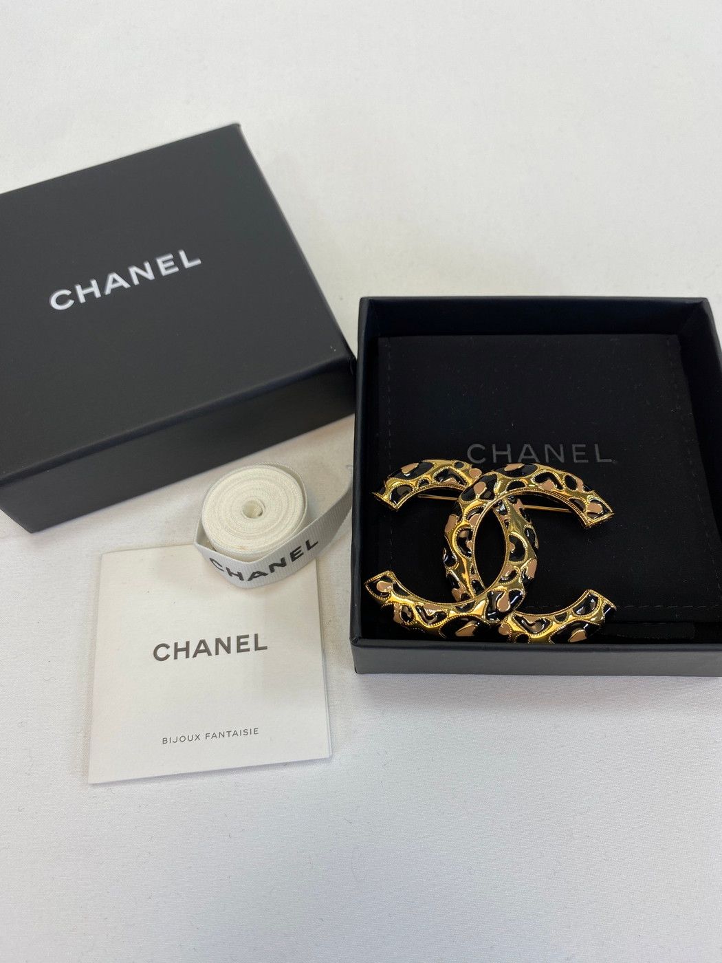 CHANELブローチ ココマーク A22／P ゴールドカラー 9521 CHANELブローチ ココマーク A22／P ゴールドカラー 9521 楽天