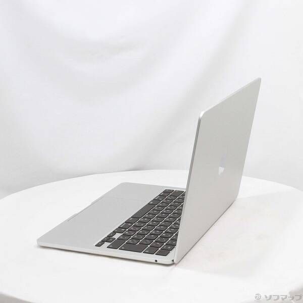 MacBook Air M2 16GB/256GB 13.6