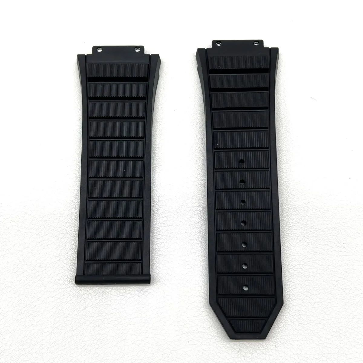 【超美品】Hublot ウブロ　ラバーストラップ ✨美品✨HUBLOT ウブロ 時計ベルト 純正ラバーストラップ