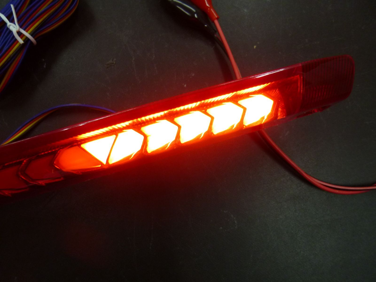 30アルファード ヴェルファイア30 プリウス30 LED ハイマウントストップランプ レッドORスモーク/ AVEST(アベスト)/ジャンク品 -  メルカリ