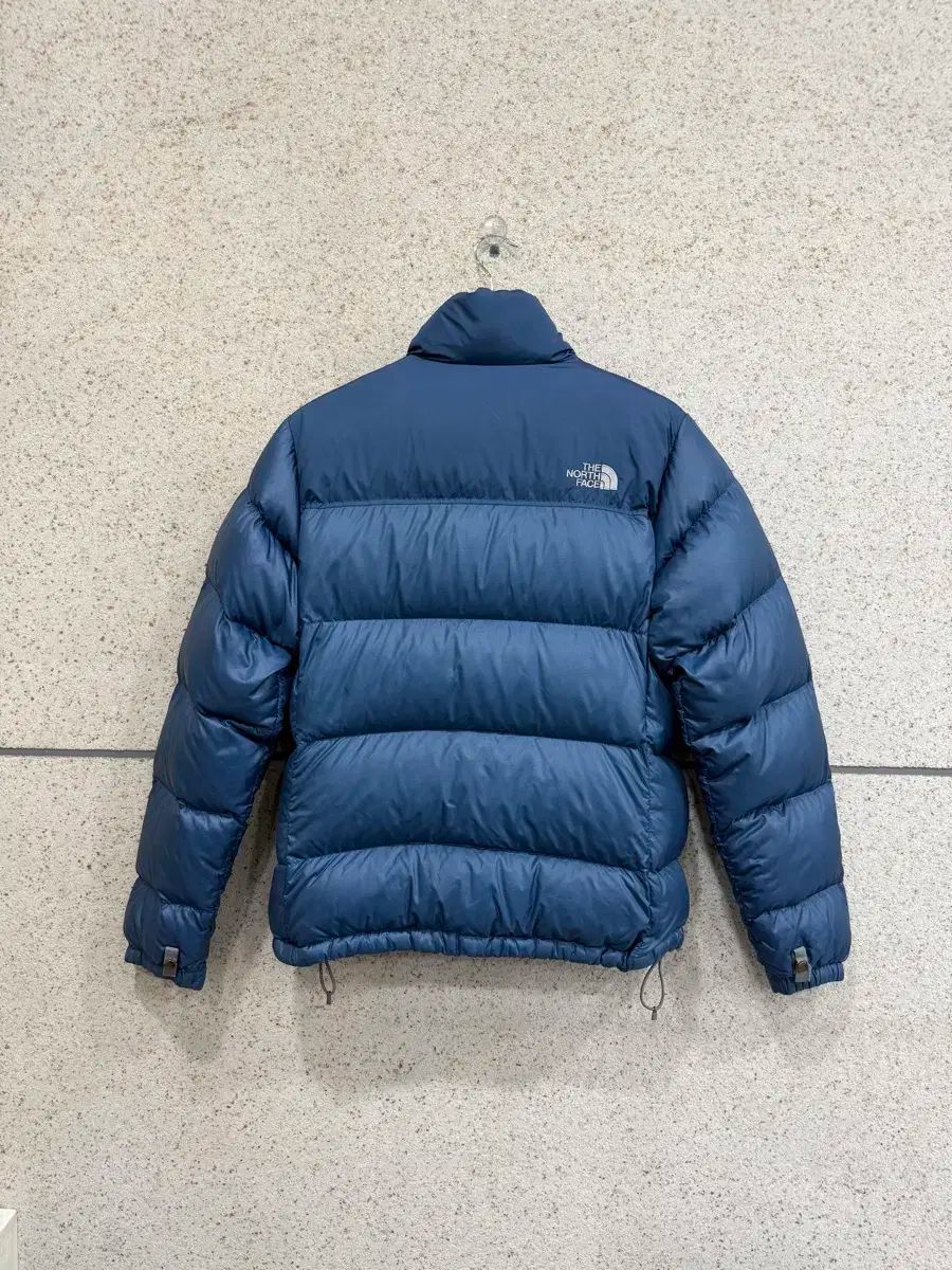 700 ダウン