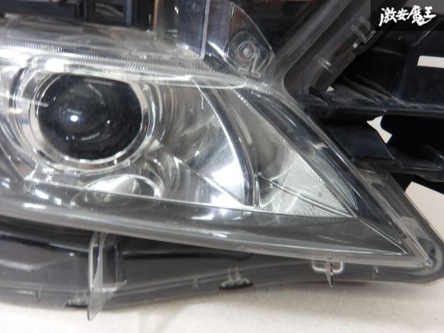 トヨタ ヴェルファイア 30系 右ヘッドライト 81145-58401 【公式通販】