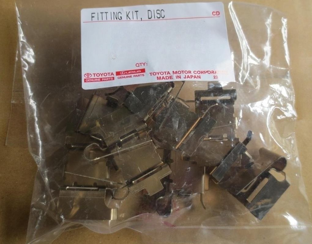 新品 純正品 トヨタ ディスクブレーキ フィッティングキット 適合: ハリアー