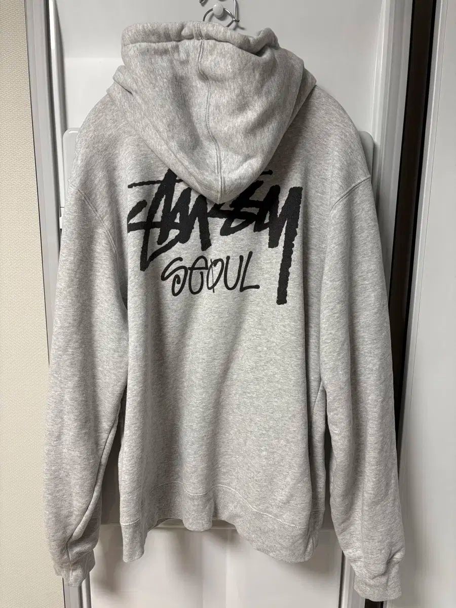 STUSSY アッシュヘザー ジップアップパーカー M ストゥーシー L STUSSY(ステューシー) ソウル フード ジップアップ アッシュ