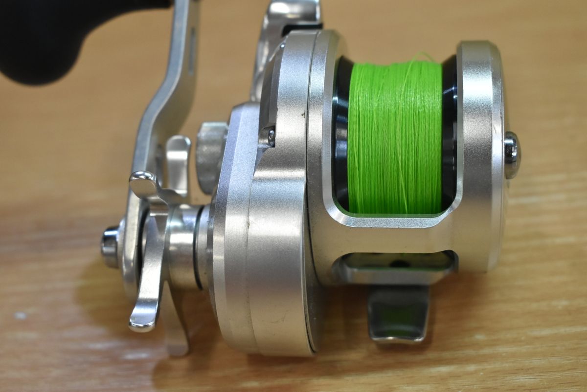 シマノ 11 オシアジガー 1000 HG SHIMANO OCEAJIGGER ベイトリール オフショア 船釣り ジギング イナダ カツオ ブリ ヒラマサ ワラサ