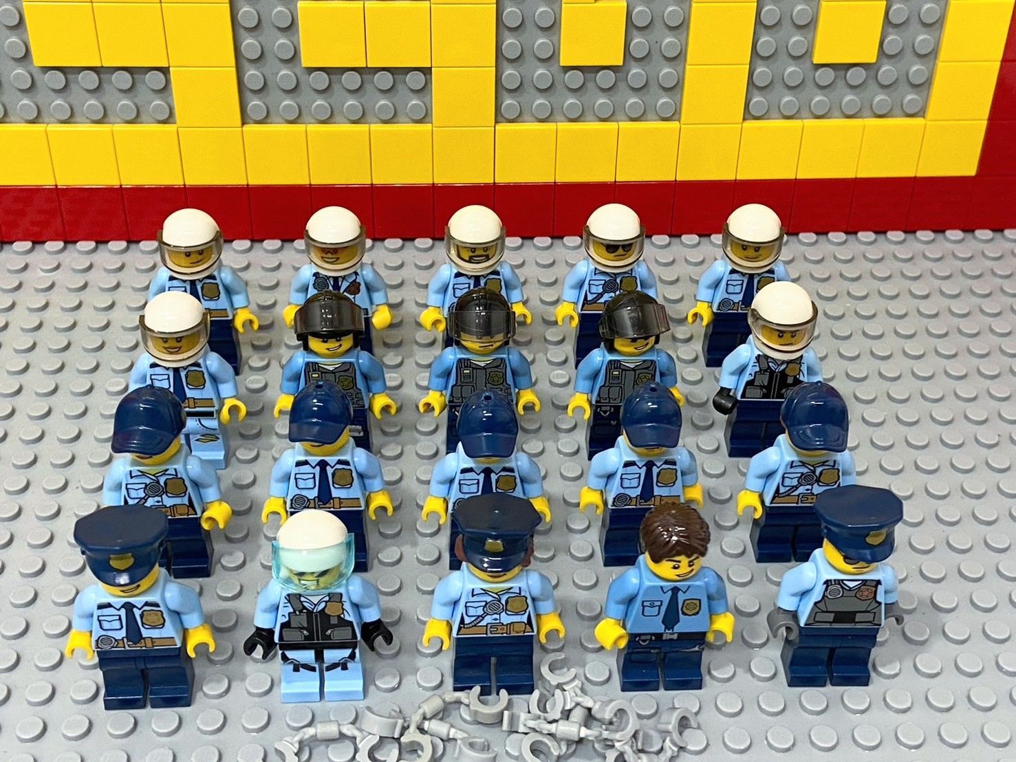 ☆ポリス☆ レゴ ミニフィグ 大量20体 警察 警察官 機動隊 ( LEGO 人形 シティ 警察署 - メルカリ