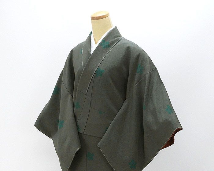 美品未着用 辻村寿三郎落款 絽縮緬 夏着物 正絹“優しい涼味と萩”小紋 K-47 小紋 未使用 正絹 辻村寿三郎 ジュサブロー 身丈160cm 裄丈64.5