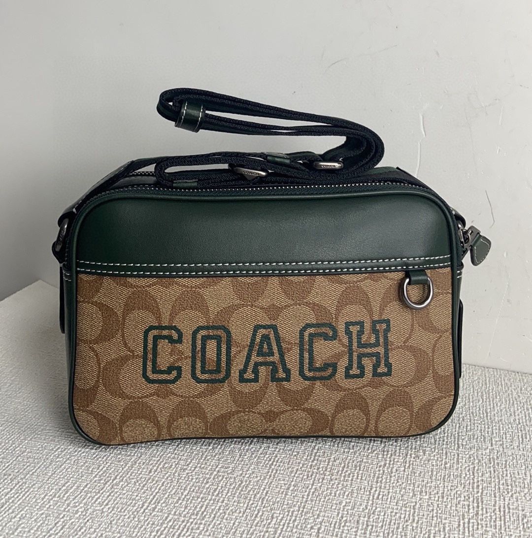 新品未使用 COACH クロスボディ メッセンジャーバッグ CE638