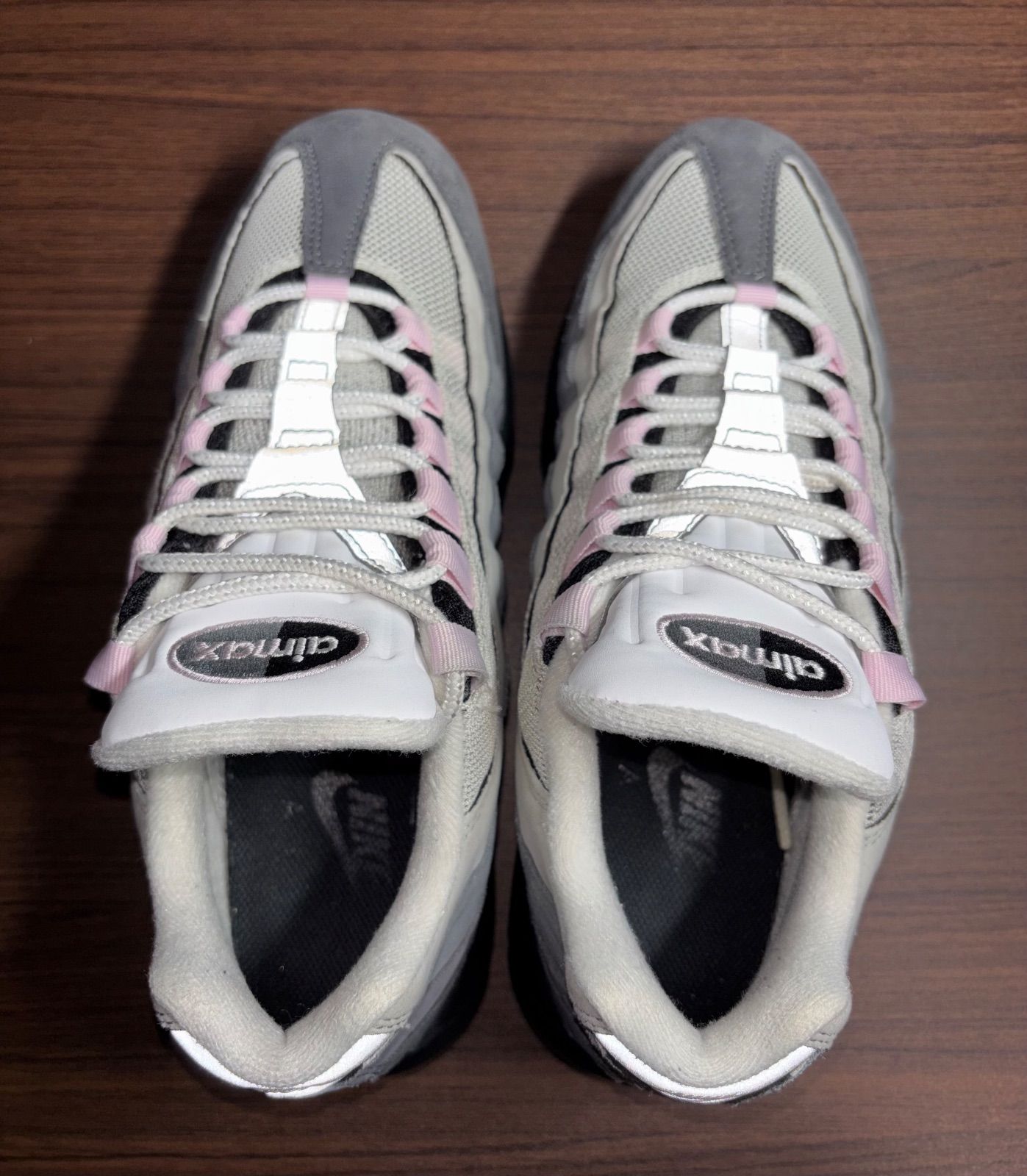 ナイキ エアマックス95 ガンスモーク/ピンクフォーム 中古品size25.0㎝ ナイキ エアマックス95 ガンスモーク/ピンクフォーム 中古品