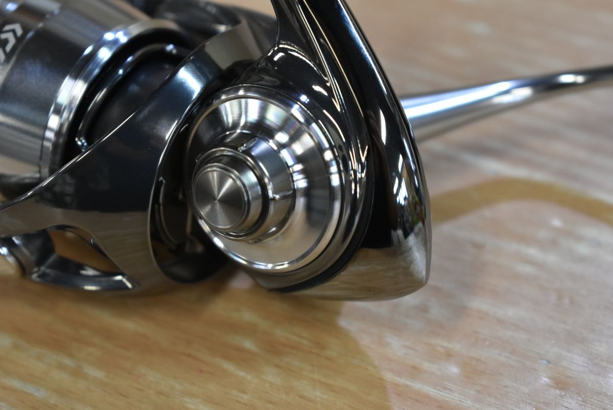  ダイワ 22 イグジスト LT 2500 S H スピニングリール DAIWA EXIST バス ブラックバス アオリイカ エギング 釣り 等に 釣り用アクセサリー スピニングリール リール