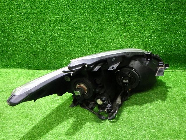 プリウスα　ZVW41W☆左ヘッドライト　85967-47020☆T69-47 プリウスα ZVW41W☆左ヘッドライト 85967-47020☆T69-47 - メルカリ
