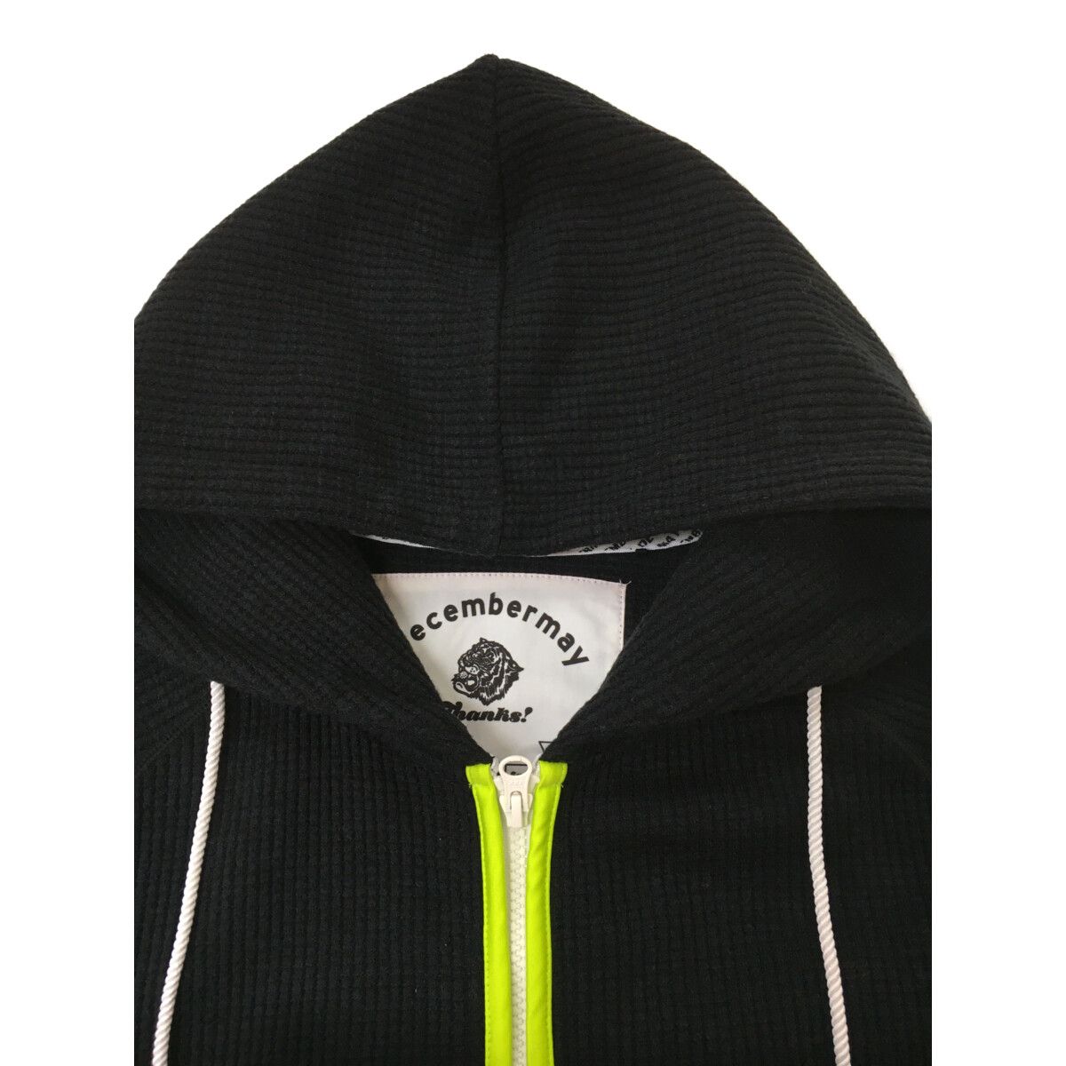 ディッセンバーメイ パーカー お値下げ中DecembeRmay パーカー