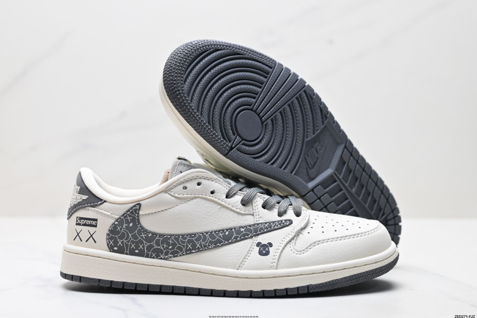 エア ジョーダン 1 リバースフック Travis Scott x Air Jordan 1