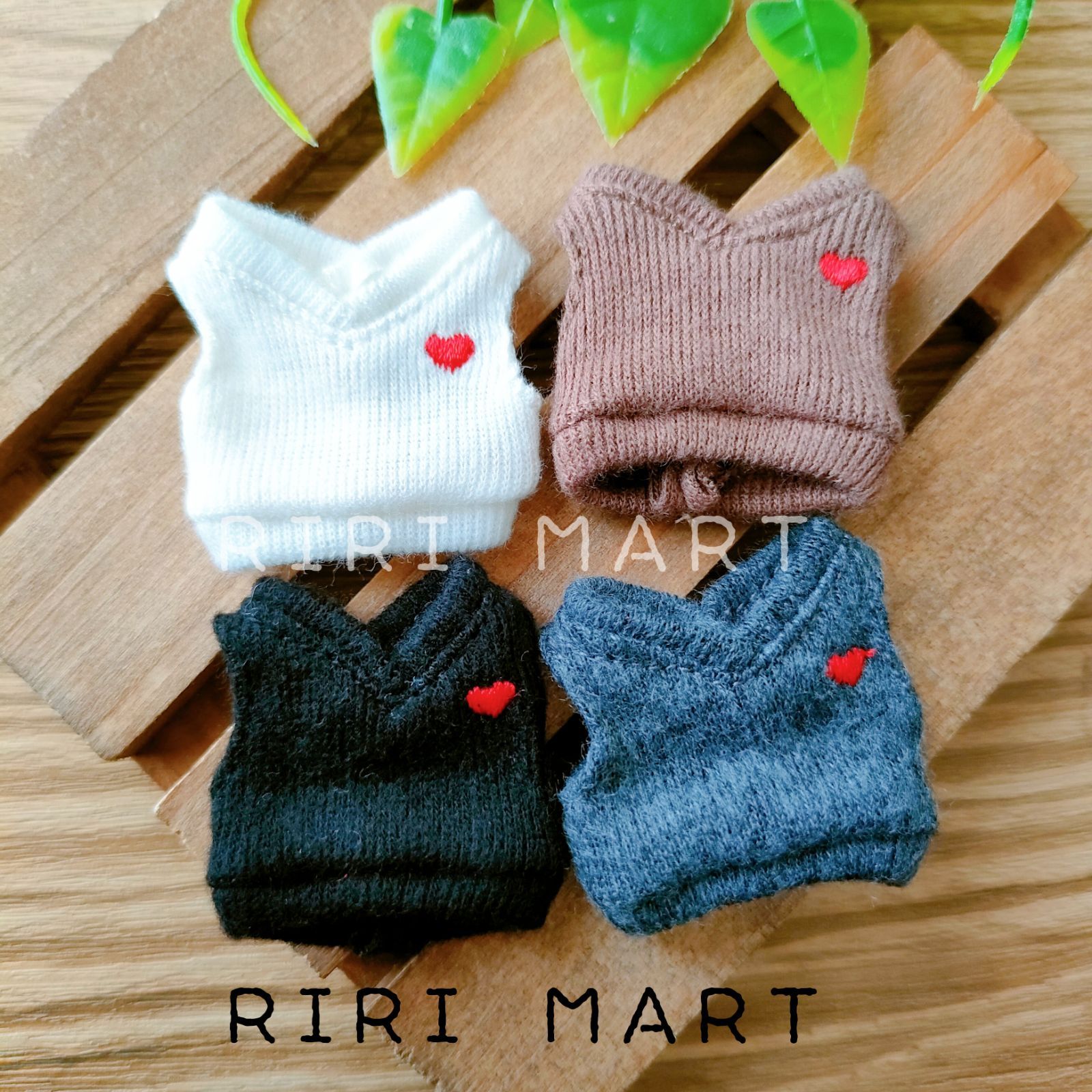 オビツ11 ニットベスト ねんどろいどどーる - RIRI MART−ドール服屋