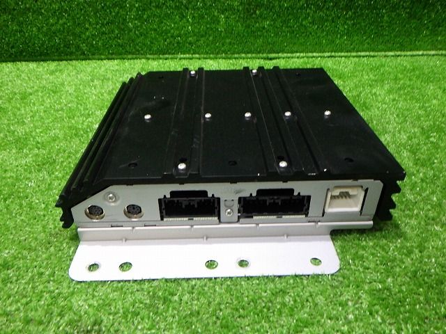 パジェロ ロックフォード オーディオアンプ 8701A222 V97W 250912005