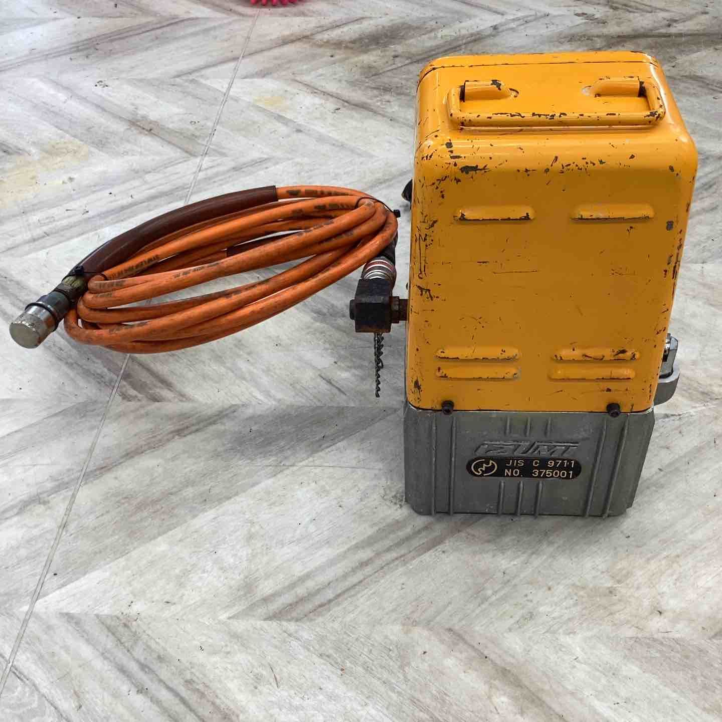 泉精器 IZUMI 電動リモコン式油圧ポンプ R14E-F 越谷店