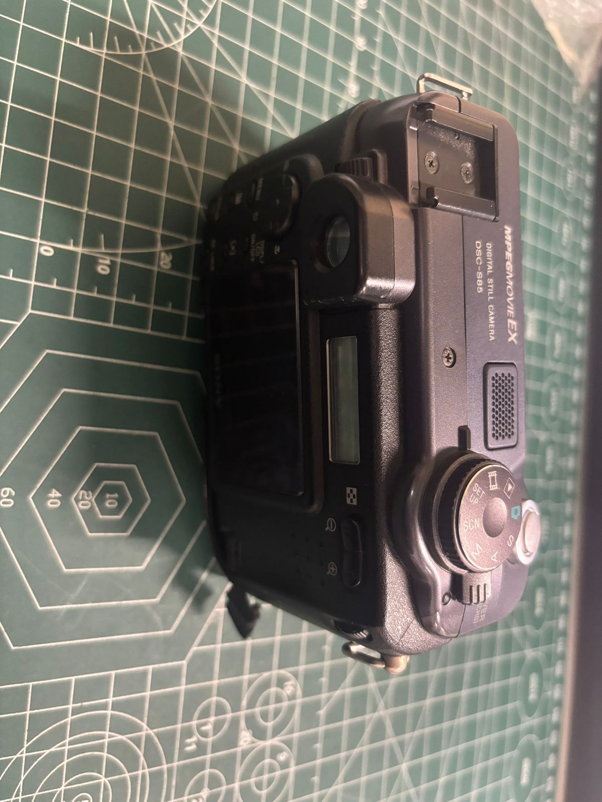 TS-00374 美品 ソニー SONY Cyber-shot DSC-S85 3x バッテリー、レンズ 