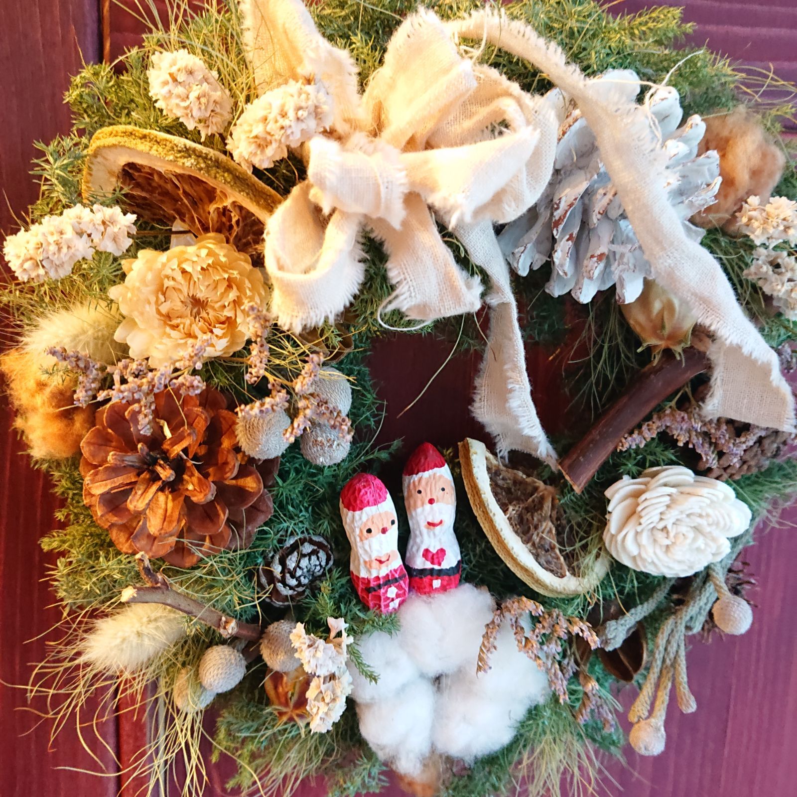 落花生サンタのホワイトクリスマスリース - メルカリ